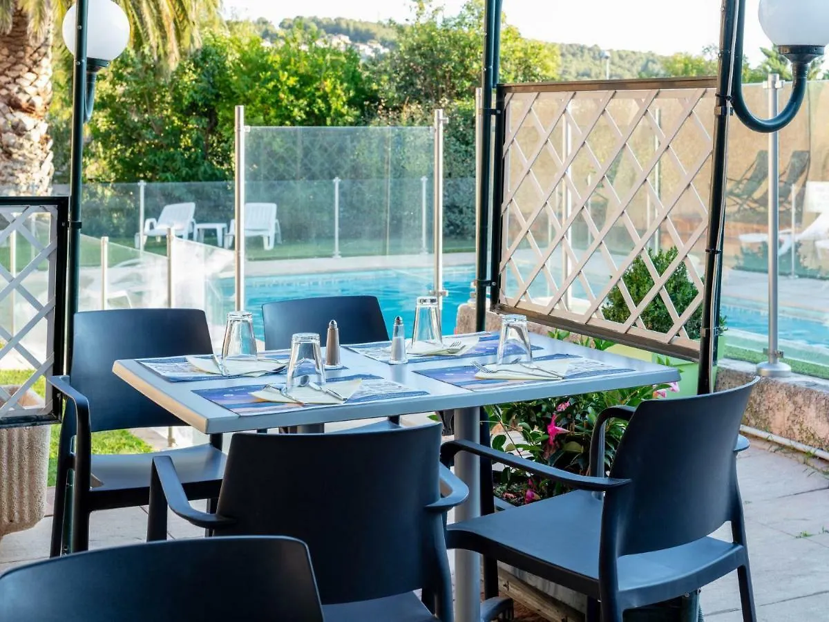 Noemys Toulon La Valette - Hotel Restaurant Avec Piscine  La Valette-du-Var