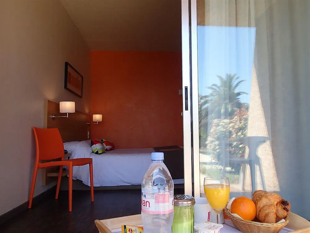 Noemys Toulon La Valette - Hotel Restaurant Avec Piscine France